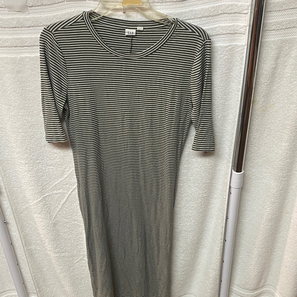 GAP Green and White Striped Midi Dress BD2-16